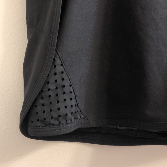 Reebok PlayDry Black Skorts size Small - Picture 3 of 12